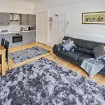 Apartment 3, Khyber Lodge Apartments Whitby